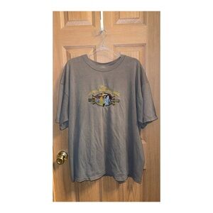 Vintage Walt Disney world animal kingdom lodge embroidered tee